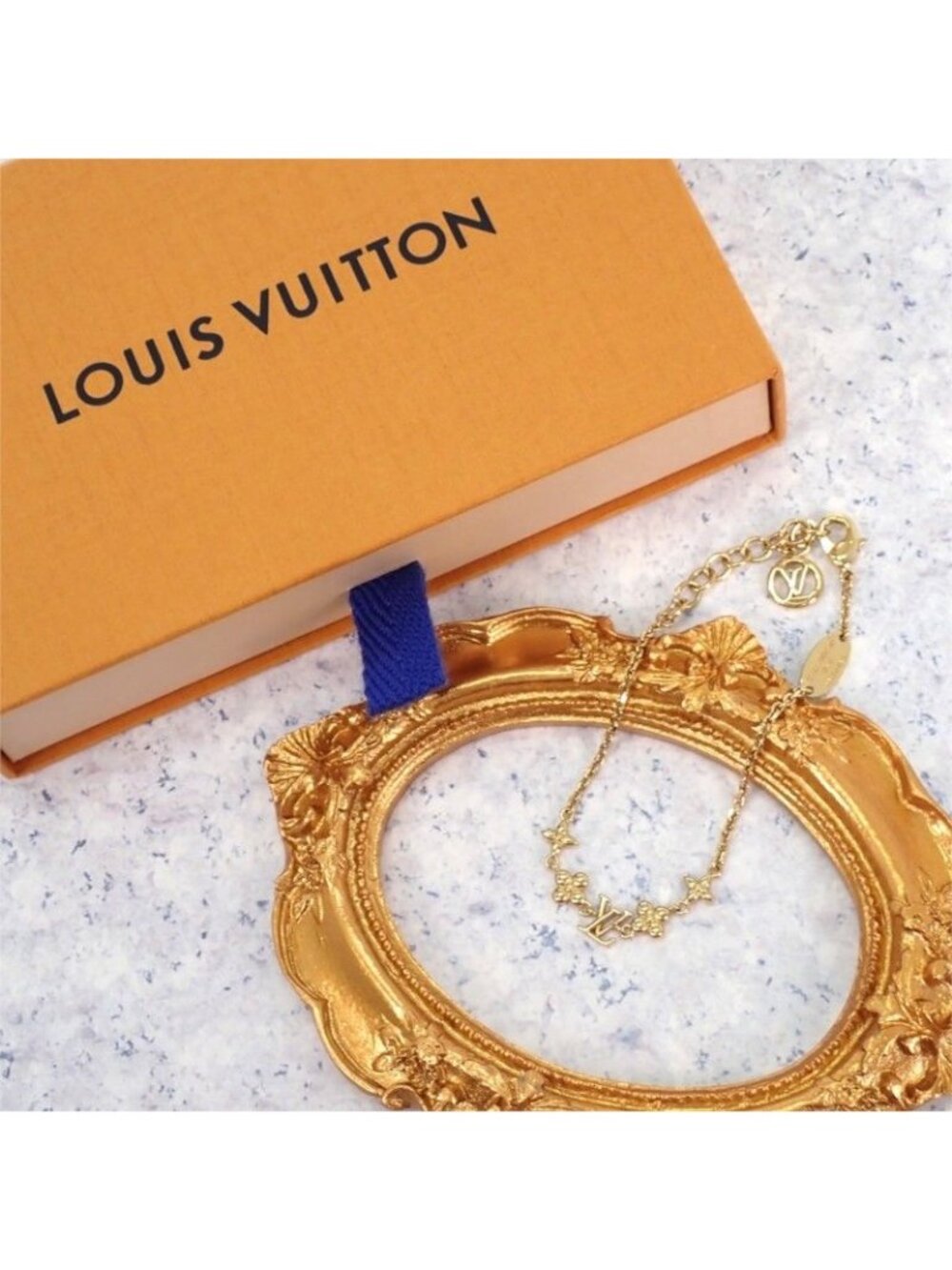 Louis Vuitton Bre Baby Monogram Flower Metal Gold Included Bracelet
